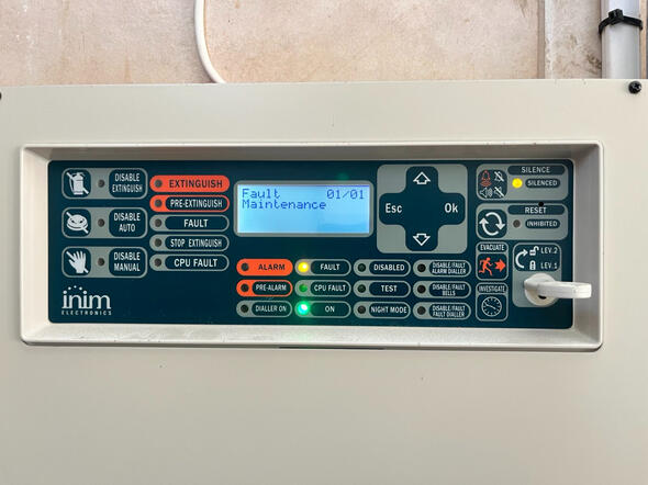 Διευθυνσιοδοτούμενος πίνακας πυρανίχνευσης στο γήπεδο του αρη στη Θεσσαλονίκη